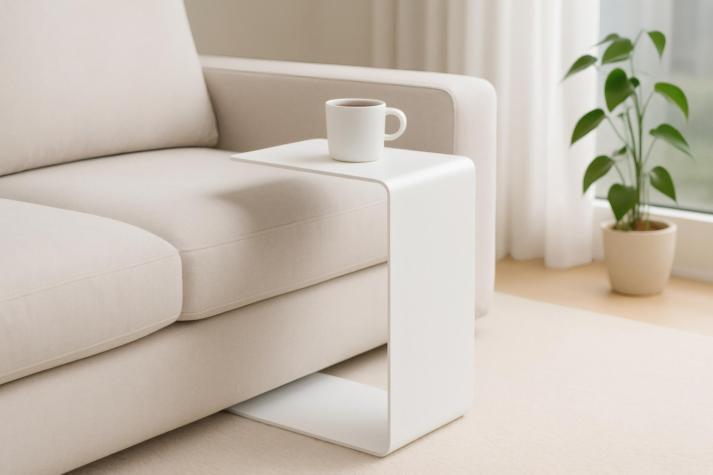 Minimalistyczny metalowy stolik do sofy